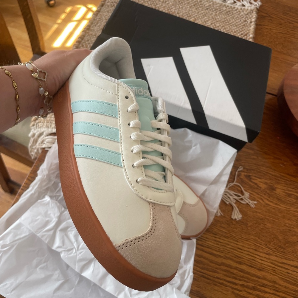 Adidas Women's Cream and Light Blue Athletic Shoes